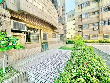 東區福聯新城三面採光庭院大3房｜台中市東區富榮街