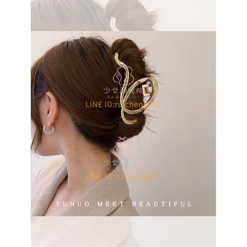 鯊魚夾抓夾發夾后腦勺發發卡夾子頭飾女小眾設計感抓夾鯊魚夾氣質盤【淘夢屋】