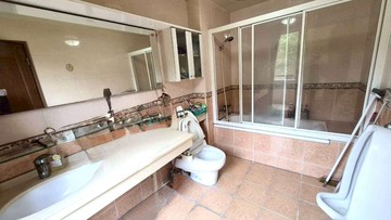 獨家~稀有釋出   雙車位別墅｜桃園市桃園區民有東路