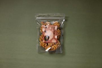 土生土長_醬油米果