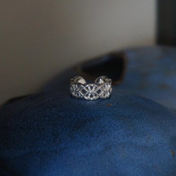 蕾絲編織 耳骨夾 925銀