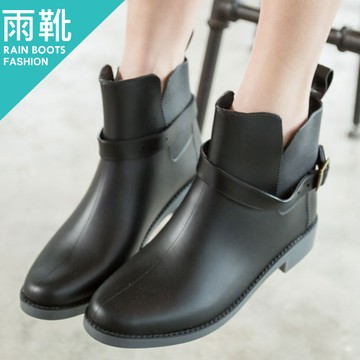 【現貨出清】雨鞋．時尚鬆緊帶單扣環雨靴．白鳥麗子
