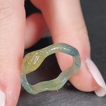 【求‧緣】冰雙彩翡翠蛇戒圈 | 國際18圍 | 天然翡翠A貨 | 送禮