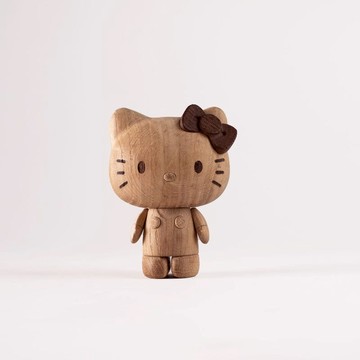 【新品】Hello Kitty 凱蒂貓造型橡木擺飾