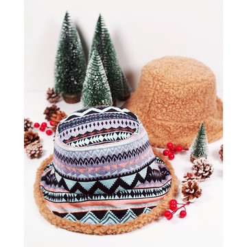 聖誕版 雙面搖粒絨漁夫帽 羊羔毛兩面帽子 日系戶外毛毛絨帽(啡)