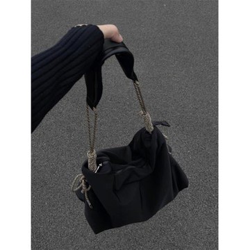 帆布包包女2024新款高級質感小眾大容量通勤托特包百搭斜挎水桶包