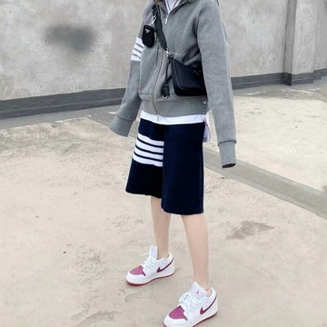 ins網紅華夫格短褲女四條杠學院風英倫寬松休閑運動情侶五分褲潮