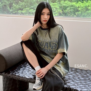 【衣衫倉庫】美式 UNAD 抽鬚貼布 單寧短T 短袖 情侶 字母