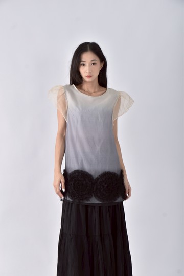 (S) weishan chang紗質灰色短袖上衣