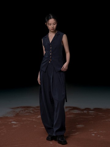 新中式復古 / 藏藍色翻領背心 / 長褲套裝