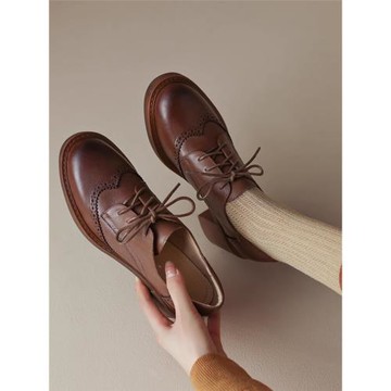 布洛克小皮鞋系帶樂福鞋女2025秋冬新款真皮復古百搭棕色粗跟單鞋