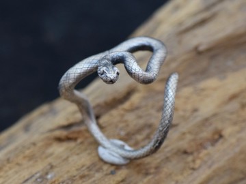 蛇形戒指、玉米蛇銀戒指