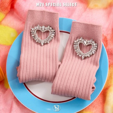 MISS 21 The Crystal! Y3K甜酷繁奢鏤空水鑽愛心中筒襪－粉