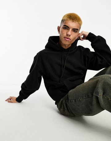 Cotton: On relaxed classic hoodie in washed black-Grey