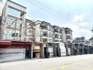 仁武八德西路店住合一｜八卦寮商圈｜高雄市仁武區八德西路