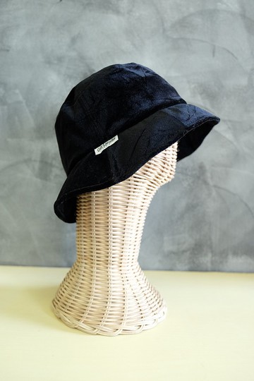 復古 Guy Laroche Paris 天鵝絨漁夫帽