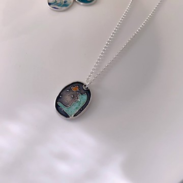 貓與蝶 - 純銀項鍊 琺瑯 手工 染黑