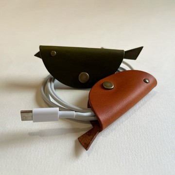 【收納小物 】小飛鳥皮革集線器 /電線收納/捲線器/兩個一組
