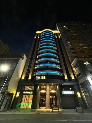 高鐵特區文川苑高樓層精裝雙公園兩房｜高雄市左營區文川路