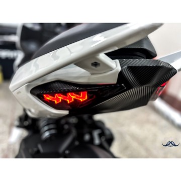 [老爸包膜店] SYM DRG 尾燈燈眉 專用碳纖維膜 改色 抗刮 抗UV 抗霧化 改裝 卡夢 造型