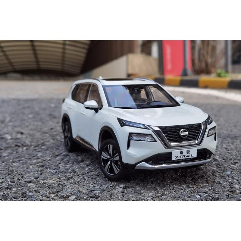 日産特注 1/18 日産 エクストレイル NISSAN X-TRAIL 2021 - ミニカー