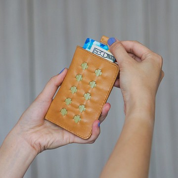 竹編皮革榛果咖迷你抽式皮夾