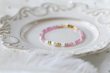 執戀。紅碧璽 淡水珍珠 月亮石 粉鋯石 14K包金 天然石水晶 手鍊