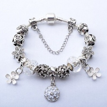 現貨+預購 串珠手鍊手環-水晶飾品花朵世界七夕情人節生日禮物女配件73bf9【獨家進口】【米蘭精品】