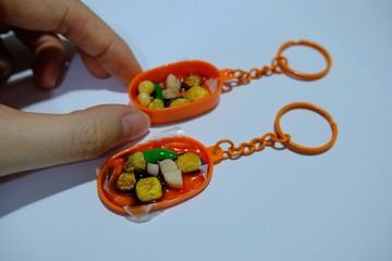 煎釀三寶-便當盒 鎖匙扣