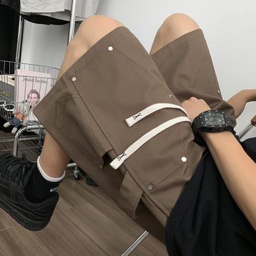 白色鉚釘短褲男夏季薄款美式高街工裝中褲潮牌大碼休閑寬松五分褲