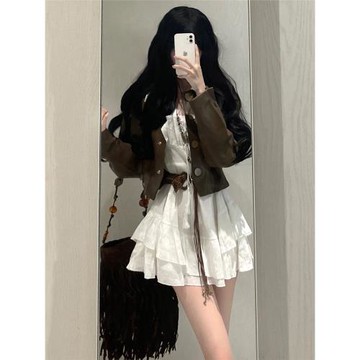 春季套裝女2025新款白色長袖連衣裙棕色皮衣外套茶系穿搭一整套