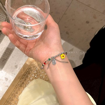 亞克力花朵水晶串珠手鏈年新款潮女ins小眾設計閨蜜福牌手飾