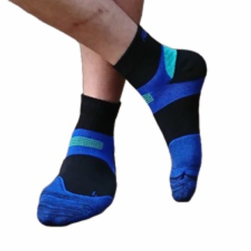 吸濕排汗襪 毛巾款 分左右腳 短筒運動襪 (跑步,健走,羽球,桌球,排球都適用) SP003A