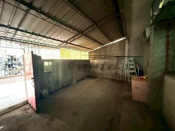 衛武營|大三房|稀有公寓一樓｜高雄市鳳山區武營路台碱新村