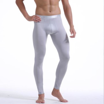 男一片式無痕貼身超薄絲滑秋褲