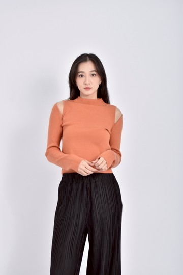 (S) eimy istoire質感針織挖空橘色長袖上衣