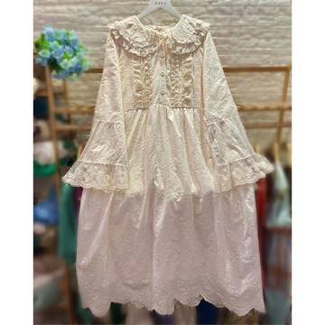 加薄絨內襯/熊姑娘連衣裙/繡花純棉2025春秋長袖純色森系寬松大碼