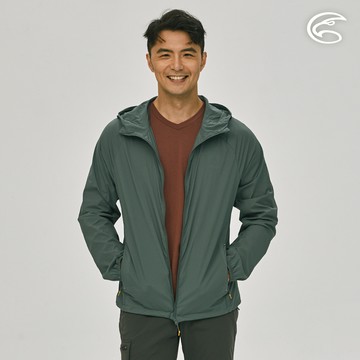 ADISI 男輕肌感彈透抗風撥水連帽外套AJ2391053 (M-2XL) 石墨綠｜輕薄透氣 輕抗風 輕撥水 彈性 快乾 機能外套
