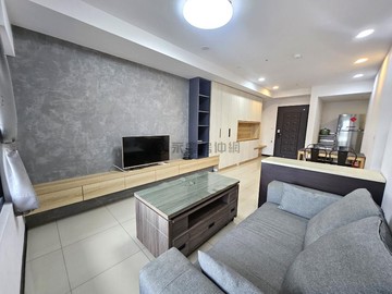 C27輕軌鼎山家樂福暉鍠時代三房平車｜高雄市三民區愛國路