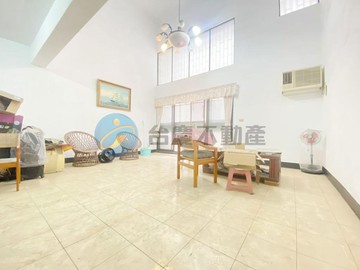 科工館|建工商圈|稀有透天自住置產雙優好宅｜高雄市三民區正興路