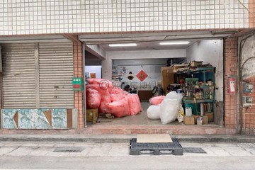 501三和國中面寬超大一樓門前好停車｜新北市三重區溪尾街