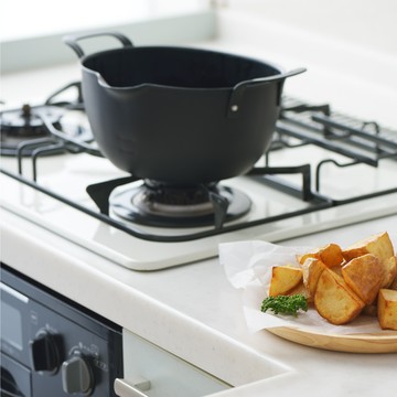 【YOSHIKAWA吉川】aikata橢圓形深純鐵油炸鍋20cm(滿水量2.2L)IH兼容 PD3023日本製