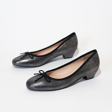 Lewis Walt法式復古圓頭低跟單鞋羊皮亮面女壹腳蹬