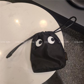 韓國尼龍防水收納包輕便抽繩化妝包卡通可愛大眼睛手提包內膽包