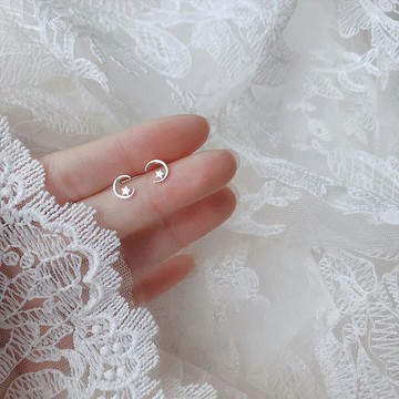 日韓小清新星月耳釘女925銀針小眾甜美小巧耳飾學生簡約百搭飾品