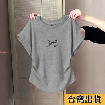 ⚡免運⚡別緻短袖t恤女 可愛短袖女夏季新款胖MM收腰修身百搭短款上衣120公斤大碼女裝 短袖上衣 大碼設計感T恤