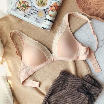 法式薄款舒適光面無痕女士大碼內衣蕾絲邊薄杯性感家居無鋼圈文胸