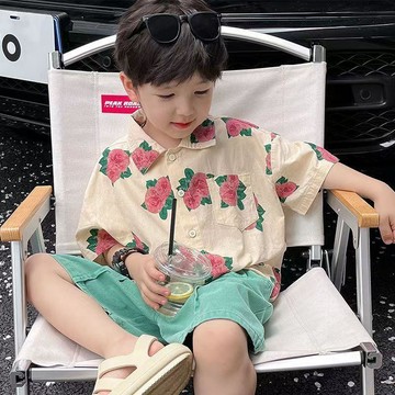 免運【臺灣出貨】男童襯衫 中大童韓版薄款薔薇花短袖襯衫男寶寶休閒上衣度假風襯衫潮兒童衣服 韓國童裝 兒童襯衫