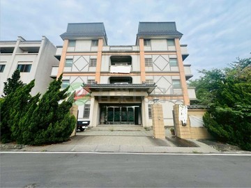 伸港核心｜建731坪｜地400坪｜稀有電梯豪墅｜彰化縣伸港鄉中興五街