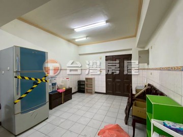 南區超便宜三房車位｜台中市南區南和一街